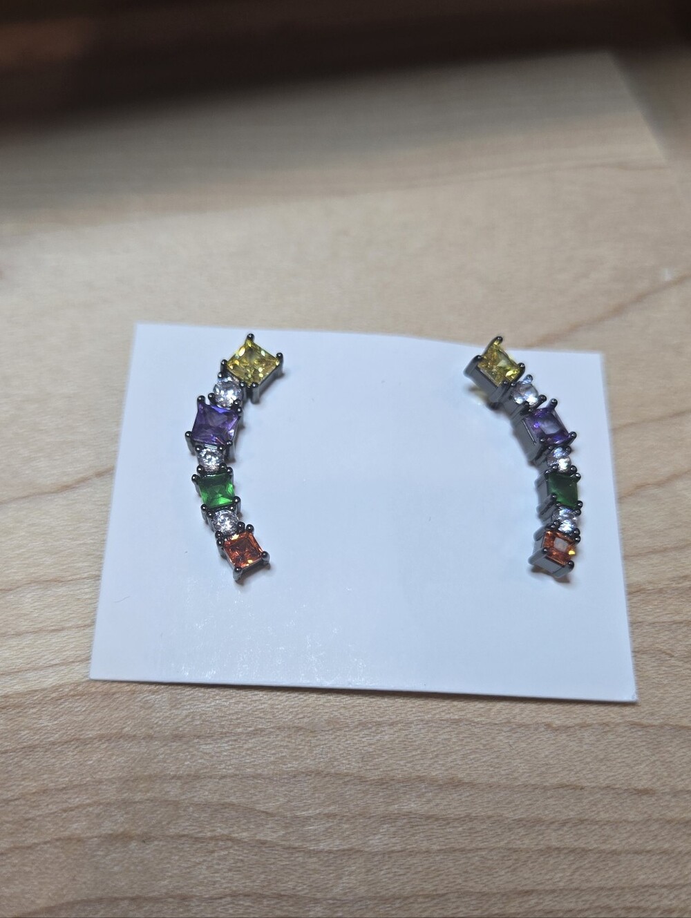 Ear Crawler NWT Multicolor Square Gem CZ - Picture 3 of 6